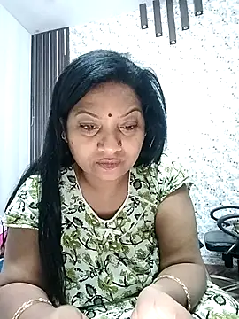 Snapshot of Cute-Janvi20 chatting on 12-05-25, 06:44 Cute-Janvi20 online show from 12-05-25, 06:44