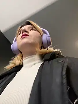 Cherry   Blossom online show from 10-05-25, 10:02