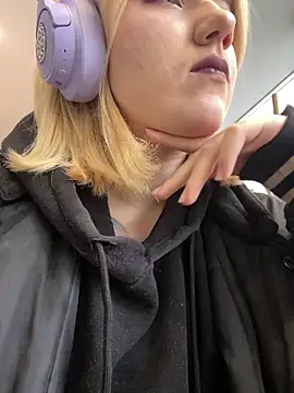 Cherry   Blossom online show from 10-27-25, 11:03