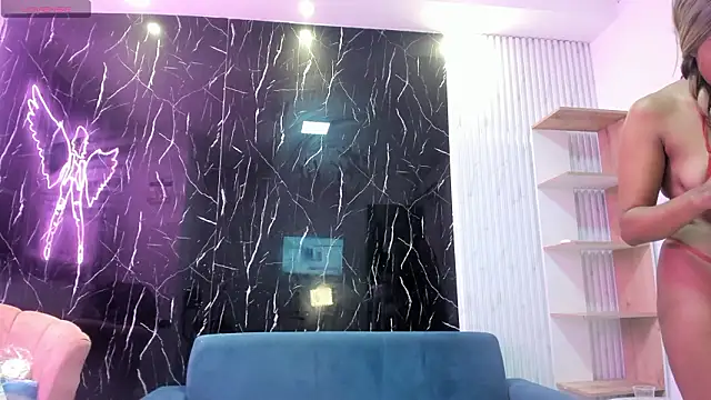 Nini Beyker online show from 03-12-26, 01:17