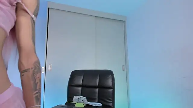  Alicerosee online show from 10-27-25, 09:08