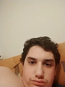 Snapshot of Breyyyyyyyy chatting on 10-27-25, 04:05 Breyyyyyyyy online show from 10-27-25, 04:05