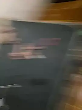 pareja-dispuesta online show from 10-11-25, 10:41