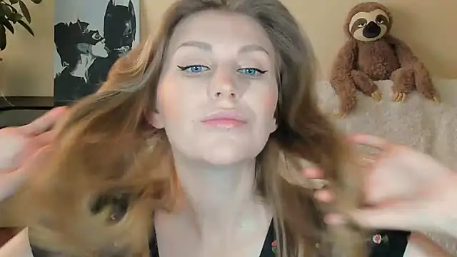 Snapshot of JuliaMuuun chatting on 09-09-25, 08:25 JuliaMuuun online show from 09-09-25, 08:25