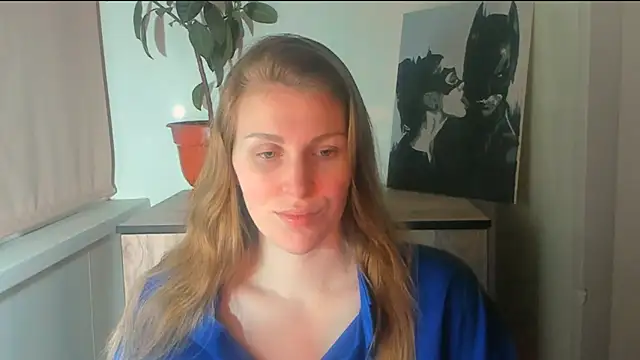 JuliaMuuun online show from 04-05-26, 10:40