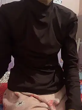 Snapshot of Sandhya_77 chatting on 11-04-25, 05:28 Sandhya 77 online show from 11-04-25, 05:28