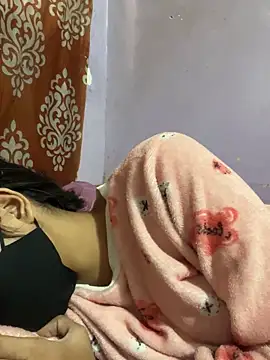 Snapshot of Sandhya_77 chatting on 11-13-25, 05:50 Sandhya 77 online show from 11-13-25, 05:50