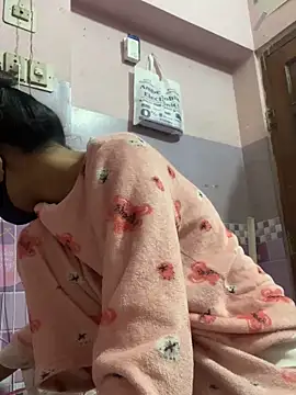 Snapshot of Sandhya_77 chatting on 11-28-25, 05:10 Sandhya 77 online show from 11-28-25, 05:10