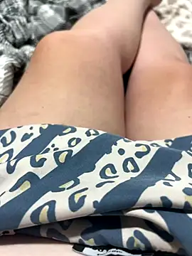 Snapshot of feetwithlottielou chatting on 09-29-25, 07:40 feetwithlottielou online show from 09-29-25, 07:40
