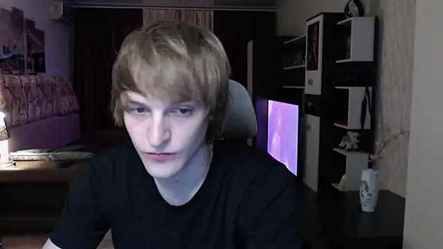 Snapshot of Playersuperstar chatting on 12-20-25, 08:27 Playersuperstar online show from 12-20-25, 08:27