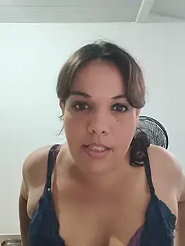 Snapshot of Bellapotencia1985 chatting on 06-06-26, 09:58 Bellapotencia1985 online show from 06-06-26, 09:58