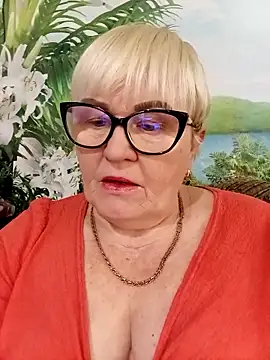 VioletSweet5566 online show from 02-16-26, 08:10