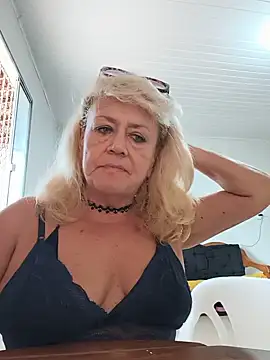 Snapshot of Belladama61 chatting on 05-22-26, 11:27 Belladama61 online show from 05-22-26, 11:27
