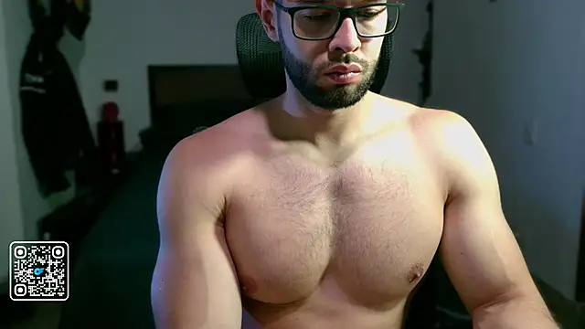 Snapshot of jacobmuscle4u chatting on 09-16-25, 12:00 jacobmuscle4u online show from 09-16-25, 12:00