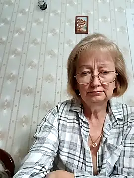 AlikaSwan5821 online show from 10-04-25, 01:42