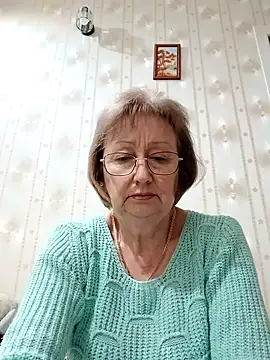 Snapshot of AlikaSwan5821 chatting on 02-08-26, 02:42 AlikaSwan5821 online show from 02-08-26, 02:42