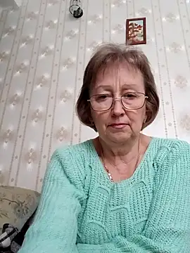 Snapshot of AlikaSwan5821 chatting on 02-11-26, 02:22 AlikaSwan5821 online show from 02-11-26, 02:22