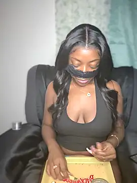 Snapshot of _foreigntitts chatting on 09-24-25, 04:16 foreigntitts online show from 09-24-25, 04:16