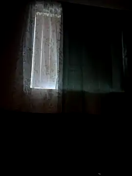 Snapshot of _foreigntitts chatting on 09-27-25, 03:28 foreigntitts online show from 09-27-25, 03:28