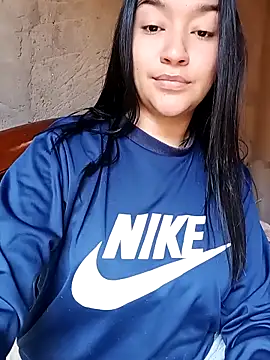 Snapshot of Williams_Hera chatting on 10-24-25, 04:25 Williams Hera online show from 10-24-25, 04:25