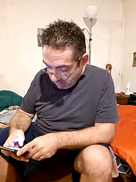 Snapshot of Jouons-ensembles2 chatting on 11-16-25, 03:39 Jouons-ensembles2 online show from 11-16-25, 03:39