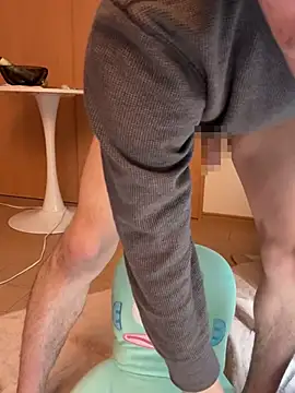 Snapshot of juri20cm chatting on 03-27-26, 02:17 juri20cm online show from 03-27-26, 02:17