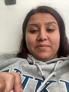 naomy26 online show from 11-07-25, 12:05