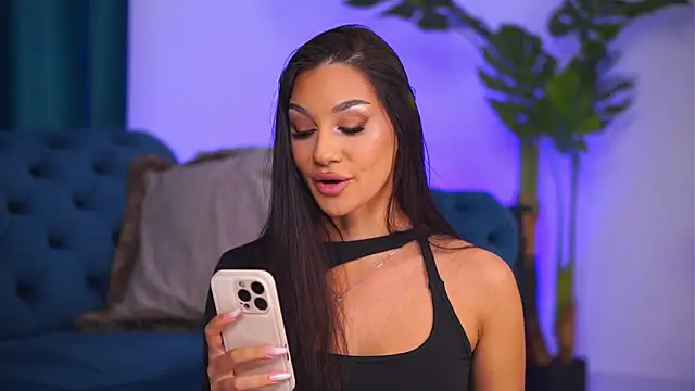 NinaSolenne online show from 03-12-26, 08:37