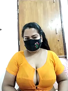 Snapshot of Anamika-38 chatting on 10-18-25, 03:13 Anamika-38 online show from 10-18-25, 03:13