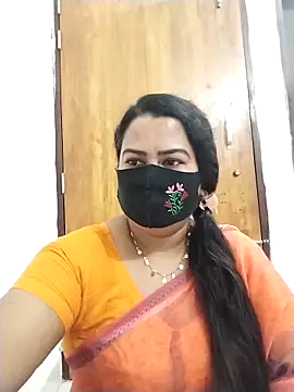 Snapshot of Anamika-38 chatting on 11-19-25, 12:05 Anamika-38 online show from 11-19-25, 12:05