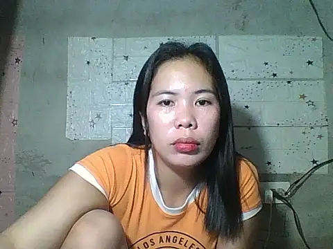 Snapshot of pinaysinglemommm chatting on 09-10-25, 08:36 pinaysinglemommm online show from 09-10-25, 08:36