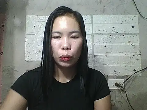 Snapshot of pinaysinglemommm chatting on 09-16-25, 09:05 pinaysinglemommm online show from 09-16-25, 09:05