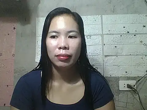 Snapshot of pinaysinglemommm chatting on 09-23-25, 08:56 pinaysinglemommm online show from 09-23-25, 08:56