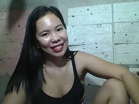 Snapshot of pinaysinglemommm chatting on 10-19-25, 08:53 pinaysinglemommm online show from 10-19-25, 08:53