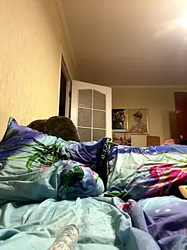 LuckyGirlfriends online show from 01-05-26, 06:33