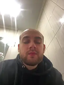 Snapshot of LuckyGirlfriends chatting on 02-22-26, 06:28 LuckyGirlfriends online show from 02-22-26, 06:28