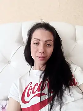 Snapshot of Princessa99885 chatting on 06-09-26, 11:44 Princessa99885 online show from 06-09-26, 11:44