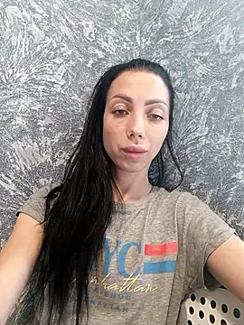 Snapshot of Princessa99885 chatting on 06-11-26, 01:42 Princessa99885 online show from 06-11-26, 01:42