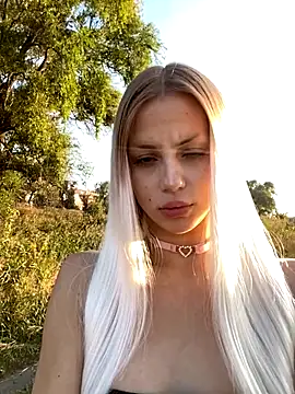 FavoriteKira online show from 09-16-25, 02:40