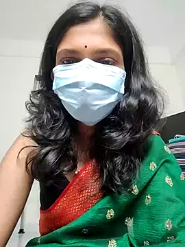 Shivani2002 online show from 04-07-26, 12:44