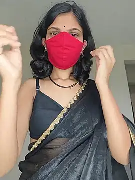 Shivani2002 online show from 07-10-26, 03:44