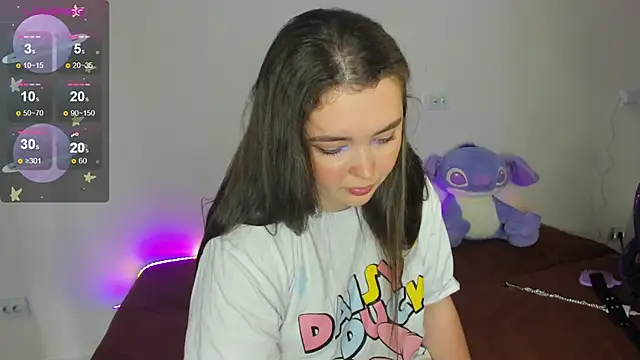 Alice next door online show from 09-21-25, 10:28