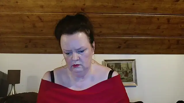 TiffanyMature online show from 10-25-25, 08:14