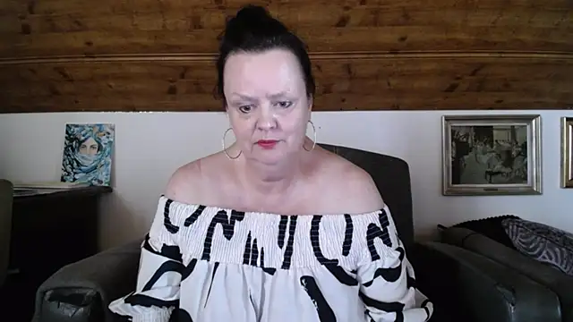 TiffanyMature online show from 07-09-26, 02:10