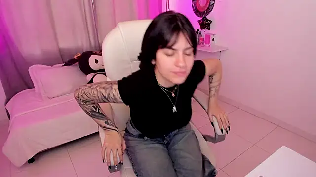 kurito  online show from 09-19-25, 11:33