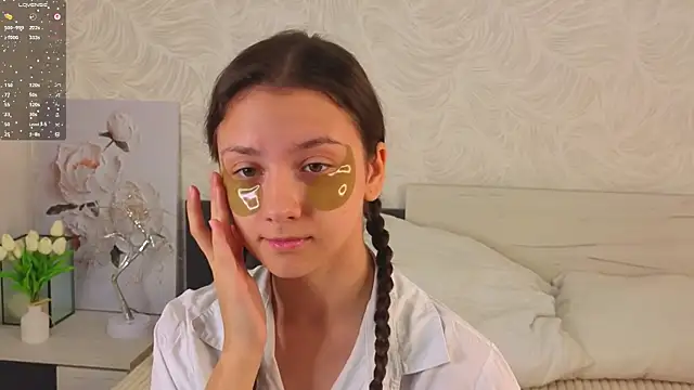 Snapshot of GiseleLamos chatting on 09-23-25, 03:31 GiseleLamos online show from 09-23-25, 03:31