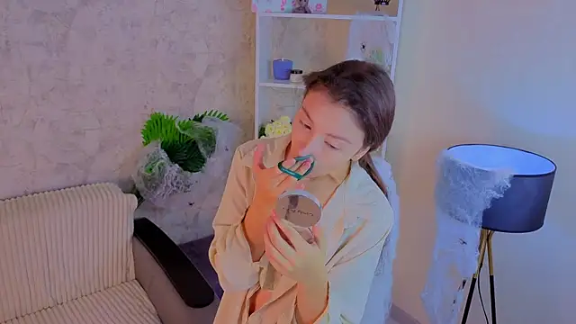 Snapshot of GiseleLamos chatting on 10-29-25, 03:20 GiseleLamos online show from 10-29-25, 03:20