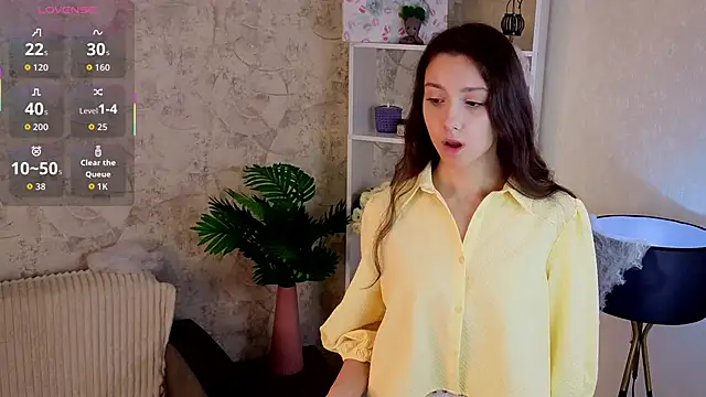 Snapshot of GiseleLamos chatting on 11-02-25, 03:20 GiseleLamos online show from 11-02-25, 03:20