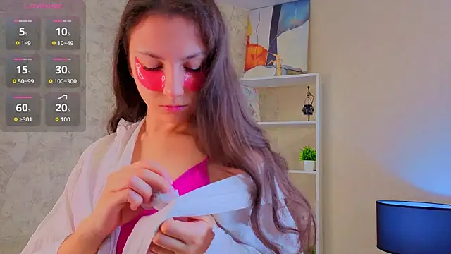 Snapshot of GiseleLamos chatting on 11-30-25, 03:10 GiseleLamos online show from 11-30-25, 03:10