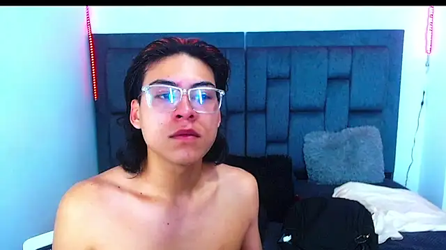 Snapshot of dirty_model chatting on 09-26-25, 07:34 dirty model online show from 09-26-25, 07:34